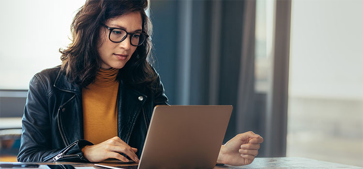 student studying online for phd in counseling psychology